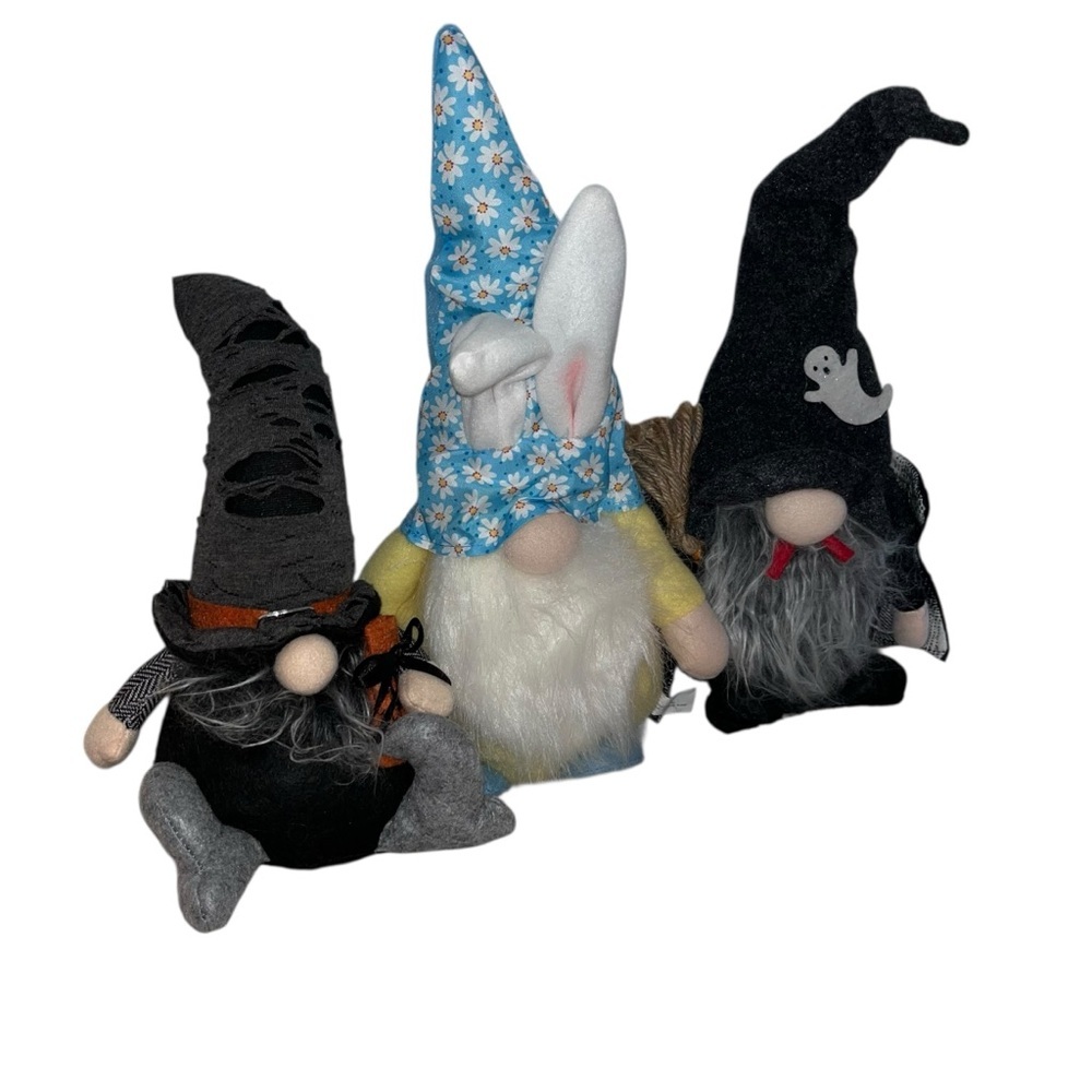 Holiday gnomes plush lot shelf sitters Halloween Easter bunny witch